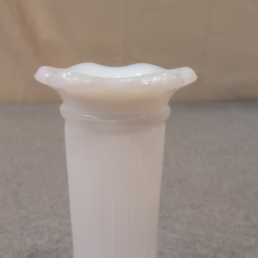 Vintage White Milk Glass Ribbed Bud Vase with Ruffled Rim - Picture 4 of 6